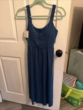 HALARA softly zero airy midi dress